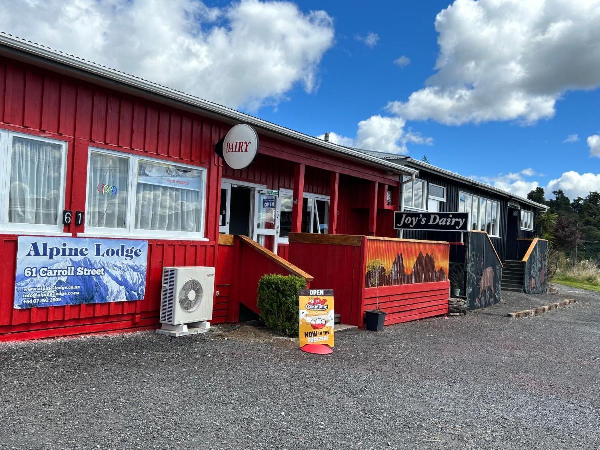 National Park Alpine Lodge エクステリア 写真