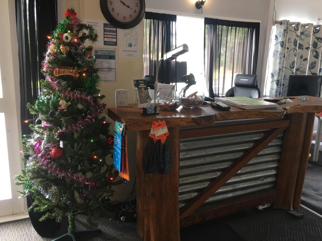 National Park Alpine Lodge エクステリア 写真
